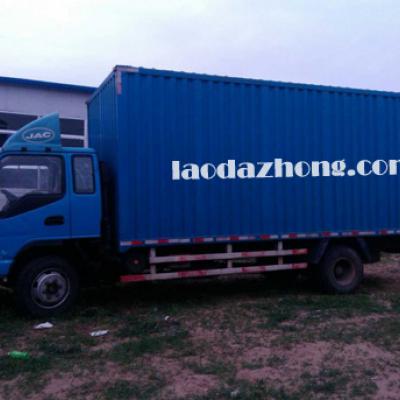 蓮溪社區大貨車3噸黃牌6米8的廂式貨車